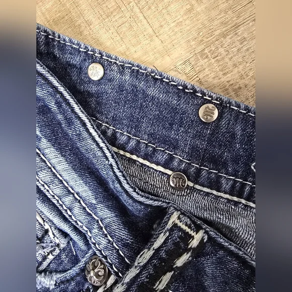 Miss Me Bootcut Jeans Size 26 Buckle Rhinestone Studded Pocket Y2K Size 26 - Picture 12 of 16